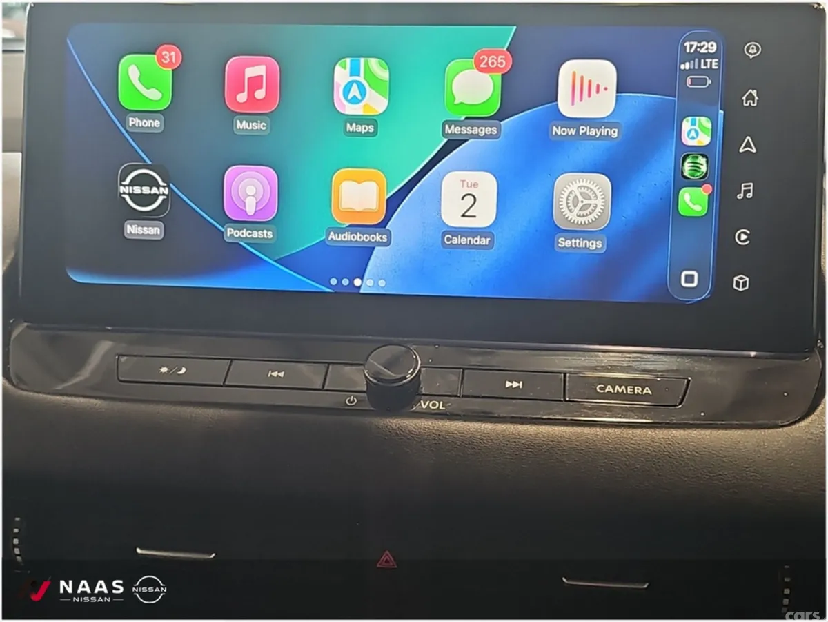 Nissan Qashqai MPV, Petrol, 2024, Red