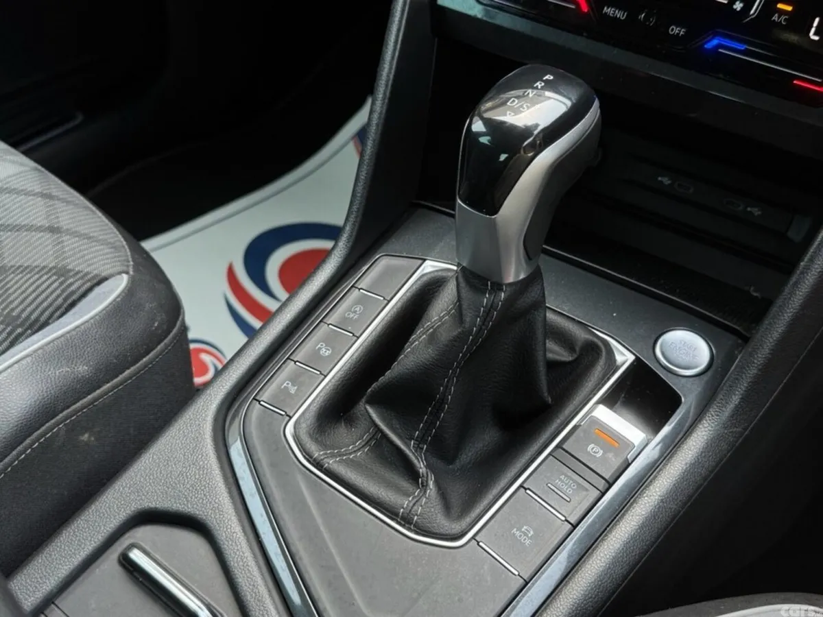 Volkswagen Tiguan SUV, Diesel, 2023, Silver