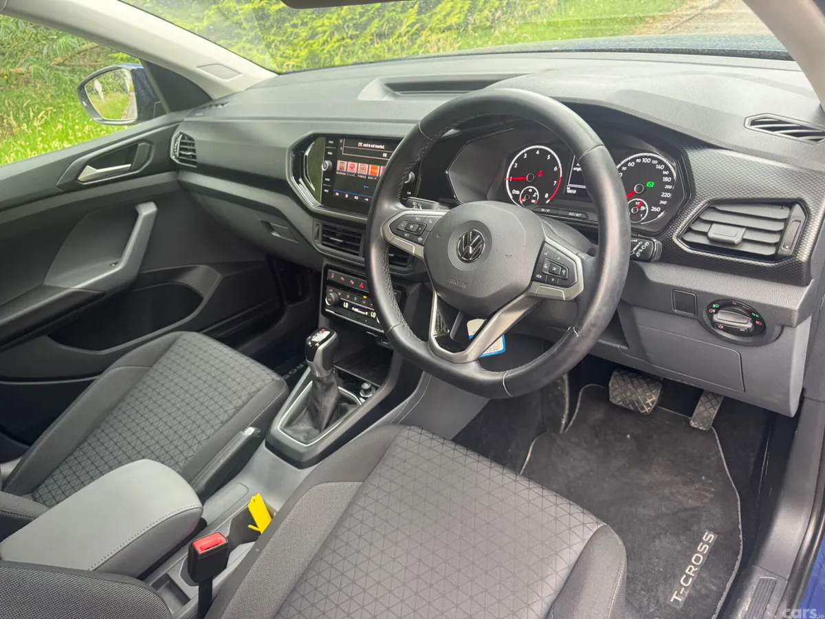 Volkswagen T-Cross SUV, Petrol, 2020, Blue