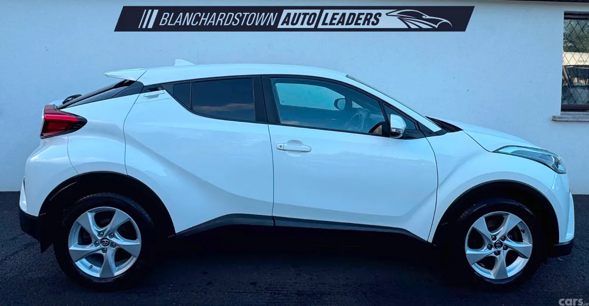 Toyota C-HR SUV, Petrol, 2017, White