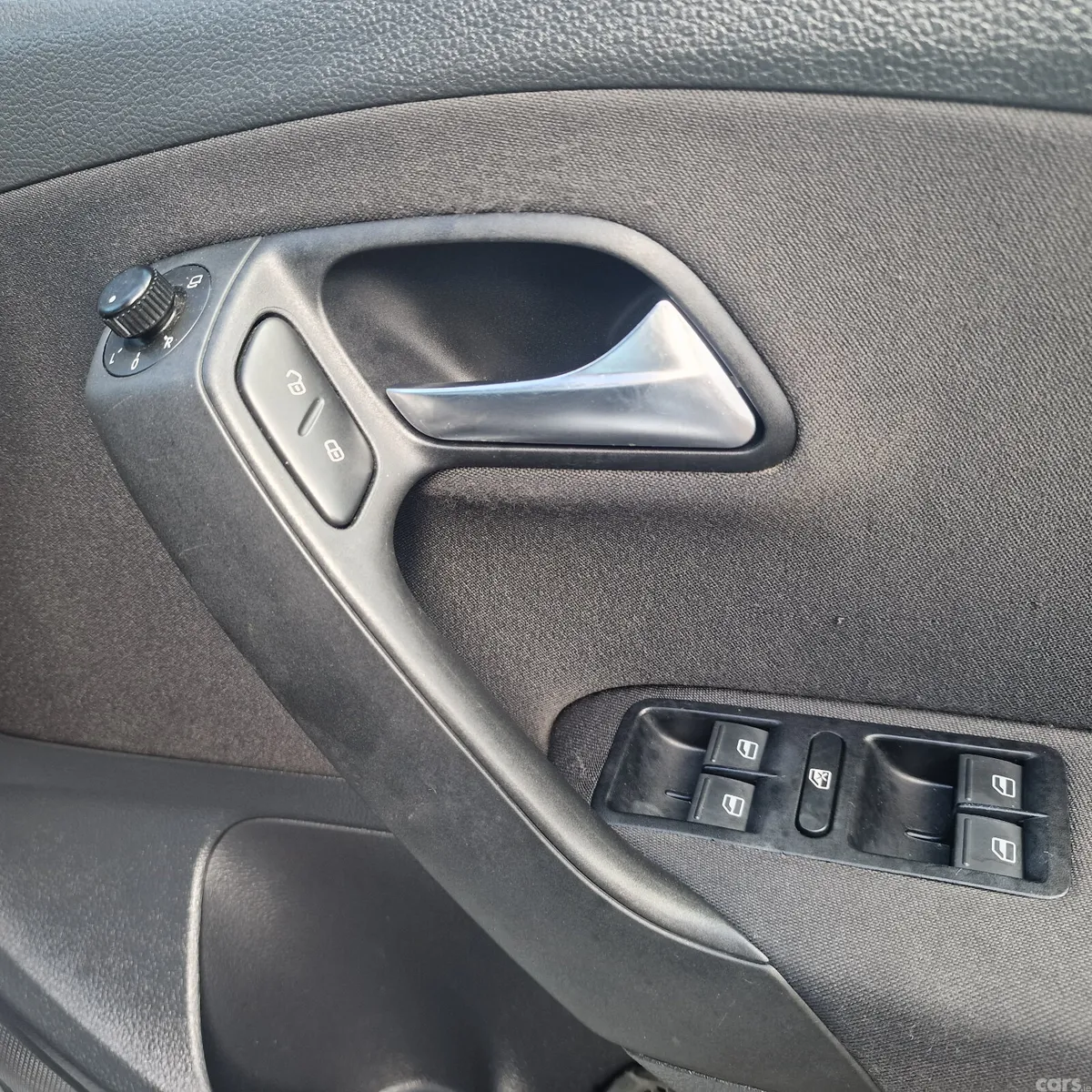 Volkswagen Polo Hatchback, Petrol, 2013, Silver