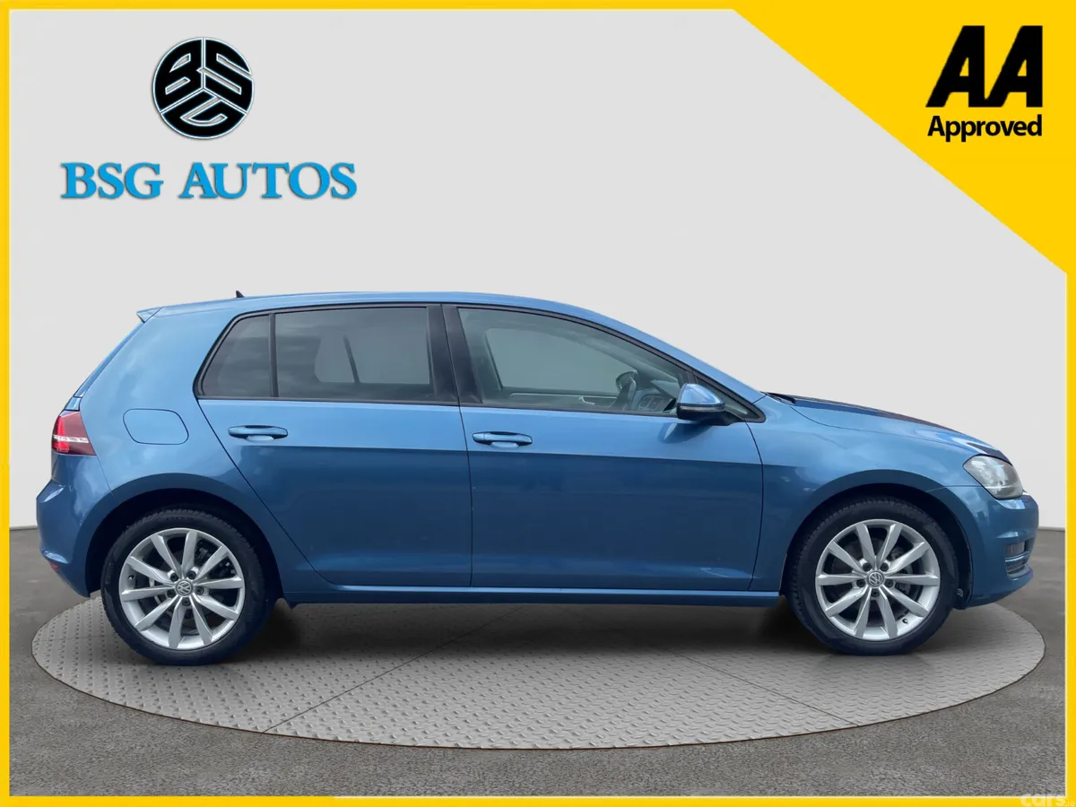 Volkswagen Golf Hatchback, Petrol, 2017, Blue