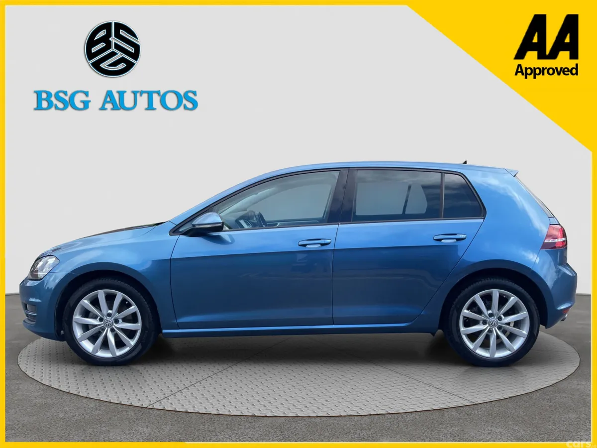 Volkswagen Golf Hatchback, Petrol, 2017, Blue