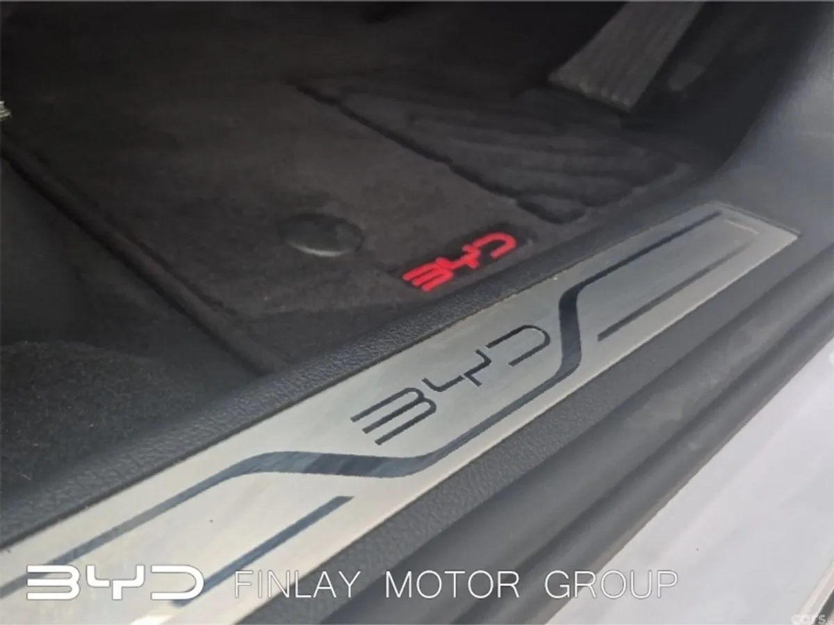 BYD SEAL U SUV, Petrol Plug-in Hybrid, 2026, White