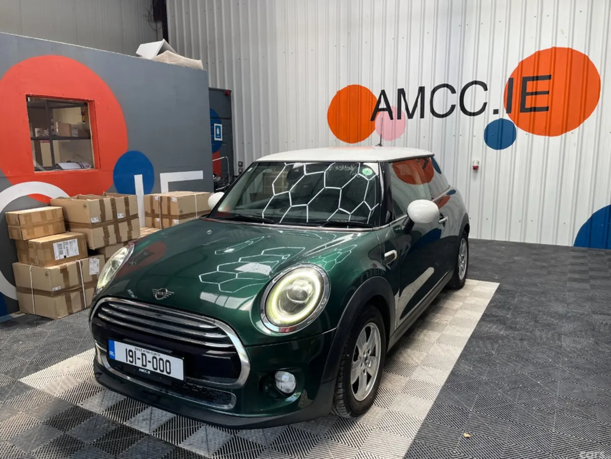 Mini Cooper Hatchback, Diesel, 2019, Green