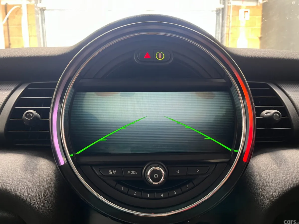 Mini Cooper Hatchback, Diesel, 2019, Green