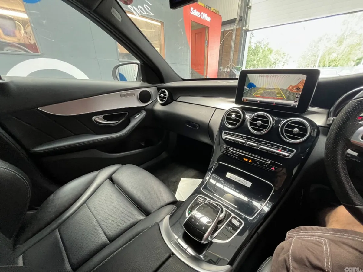 Mercedes-Benz C-Class Hatchback, Petrol, 2018, White