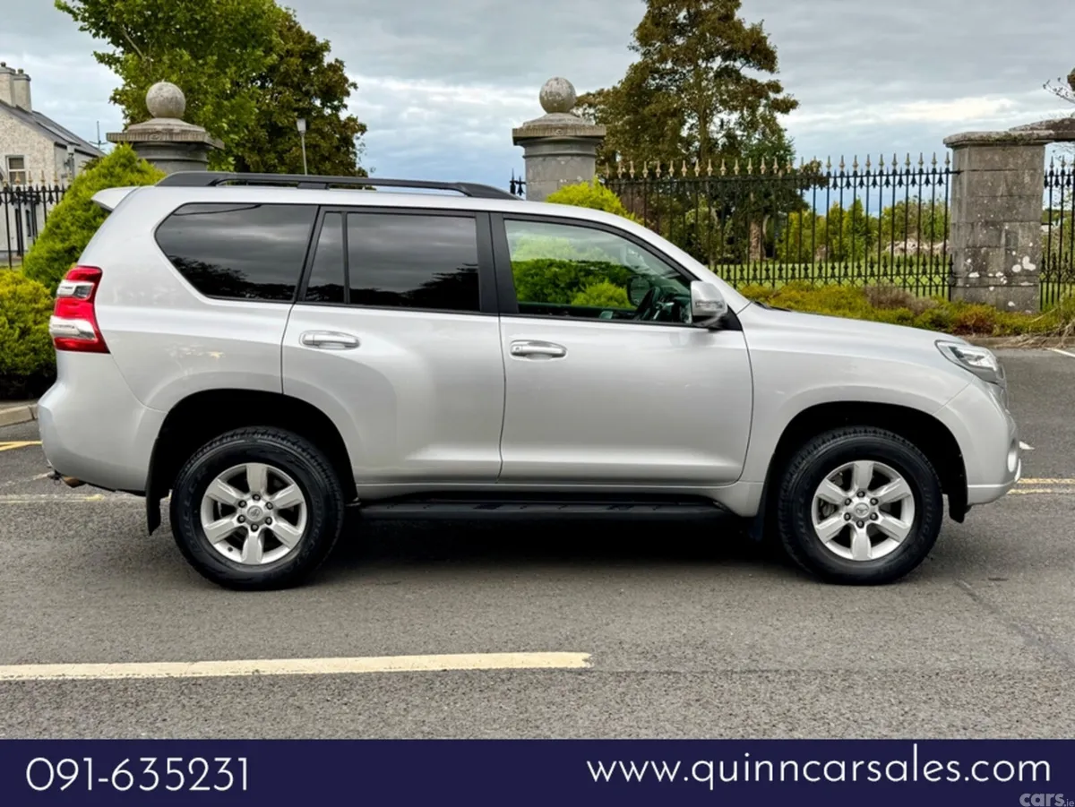 Toyota Land Cruiser SUV, Diesel, 2016, Silver