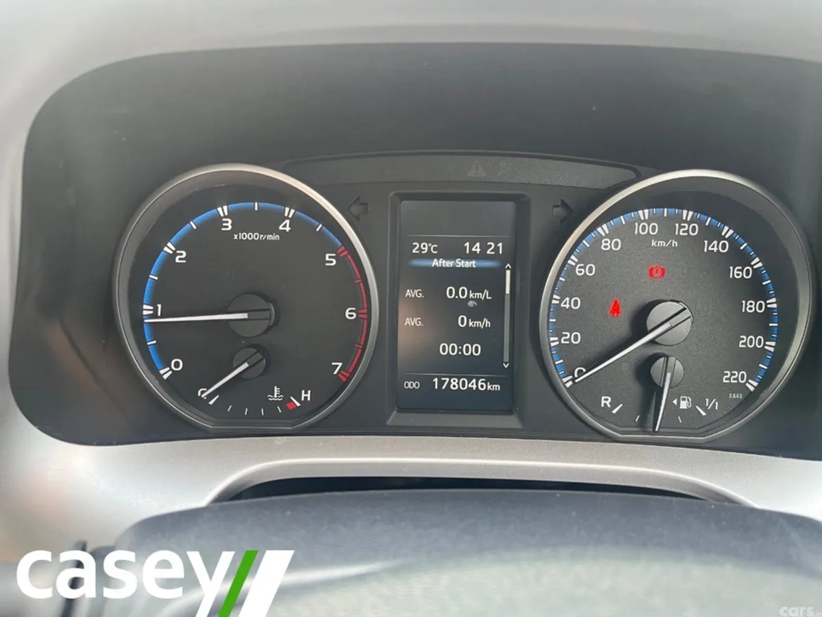 Toyota RAV4 MPV, Diesel, 2017, Grey