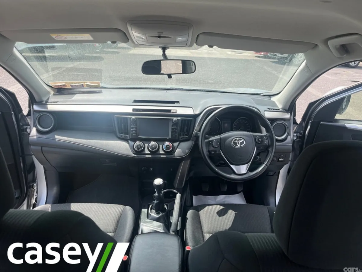 Toyota RAV4 MPV, Diesel, 2017, Grey