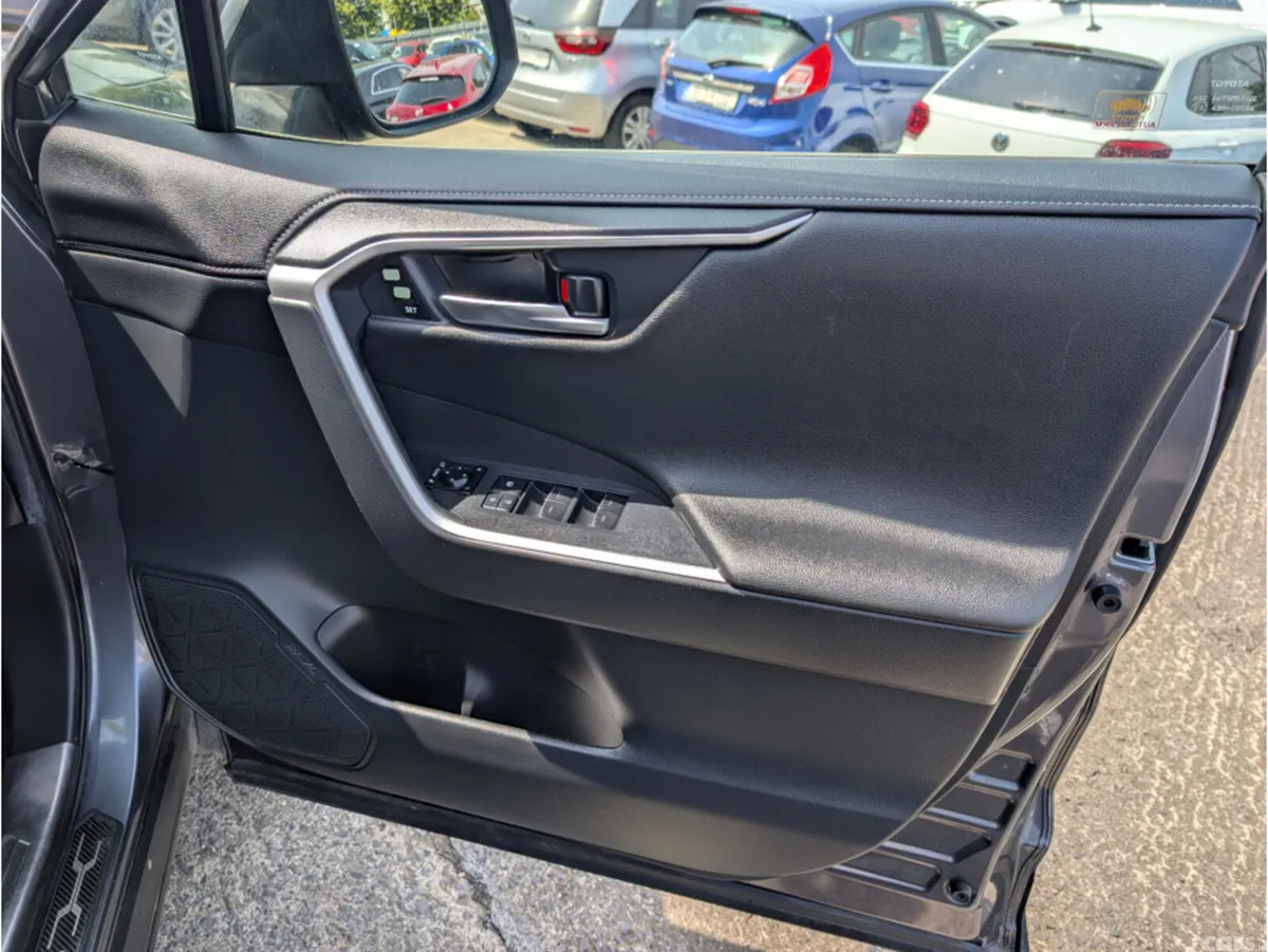 Toyota RAV4 SUV, Petrol Hybrid, 2021, Grey