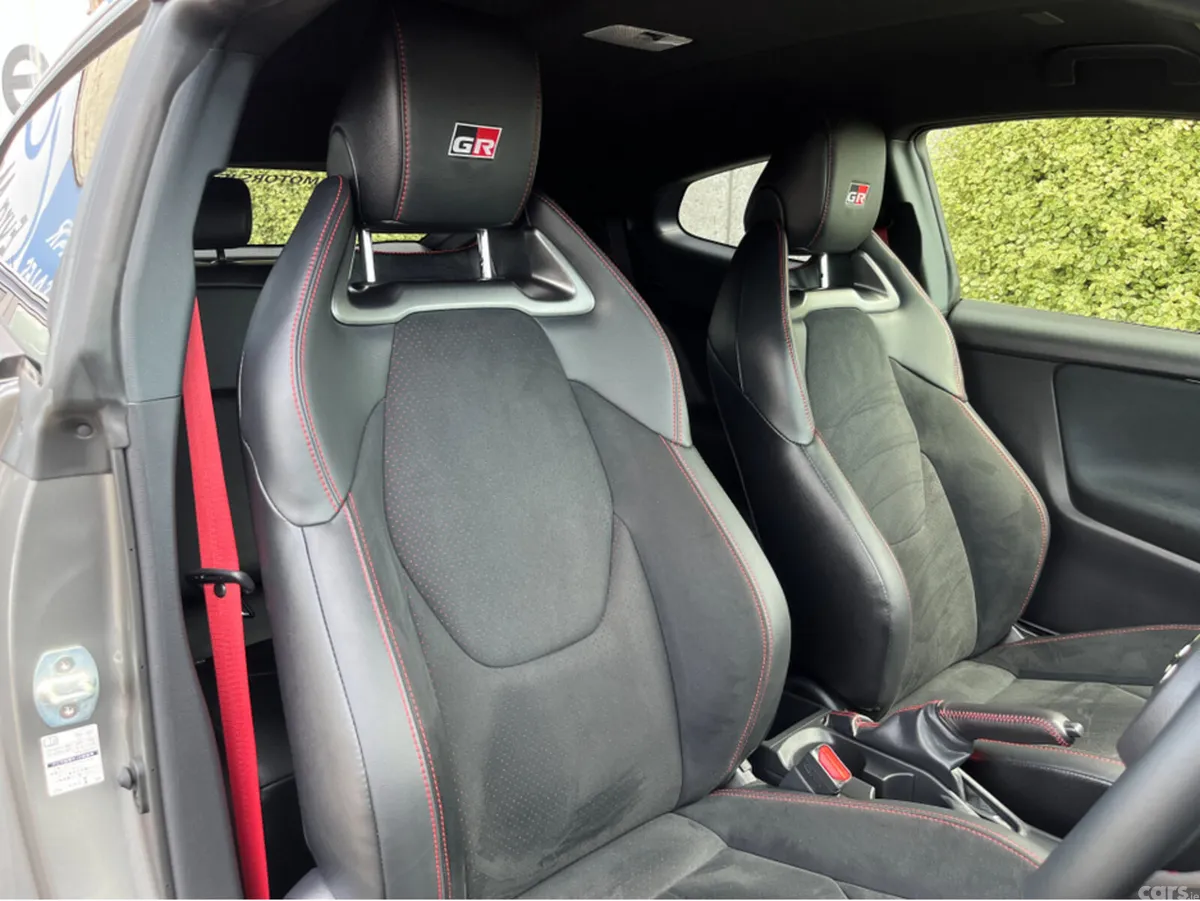 Toyota Yaris Hatchback, Petrol, 2024, Grey