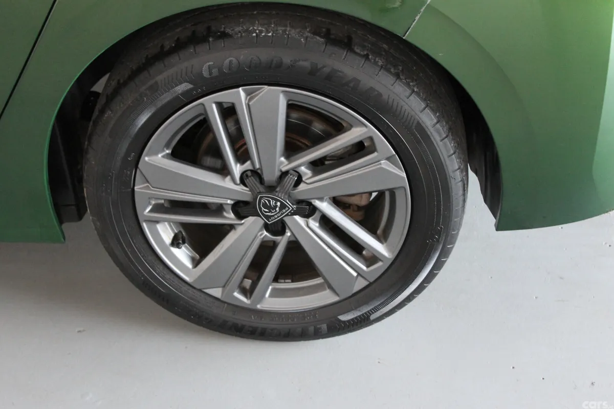Peugeot 308 Hatchback, Petrol, 2023, Green