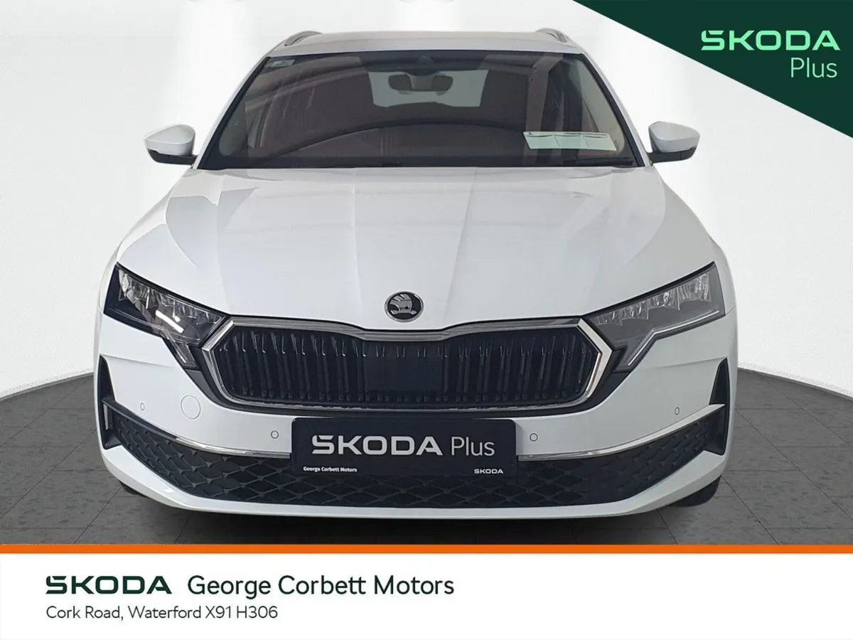 Skoda Octavia Estate, Diesel, 2025, White