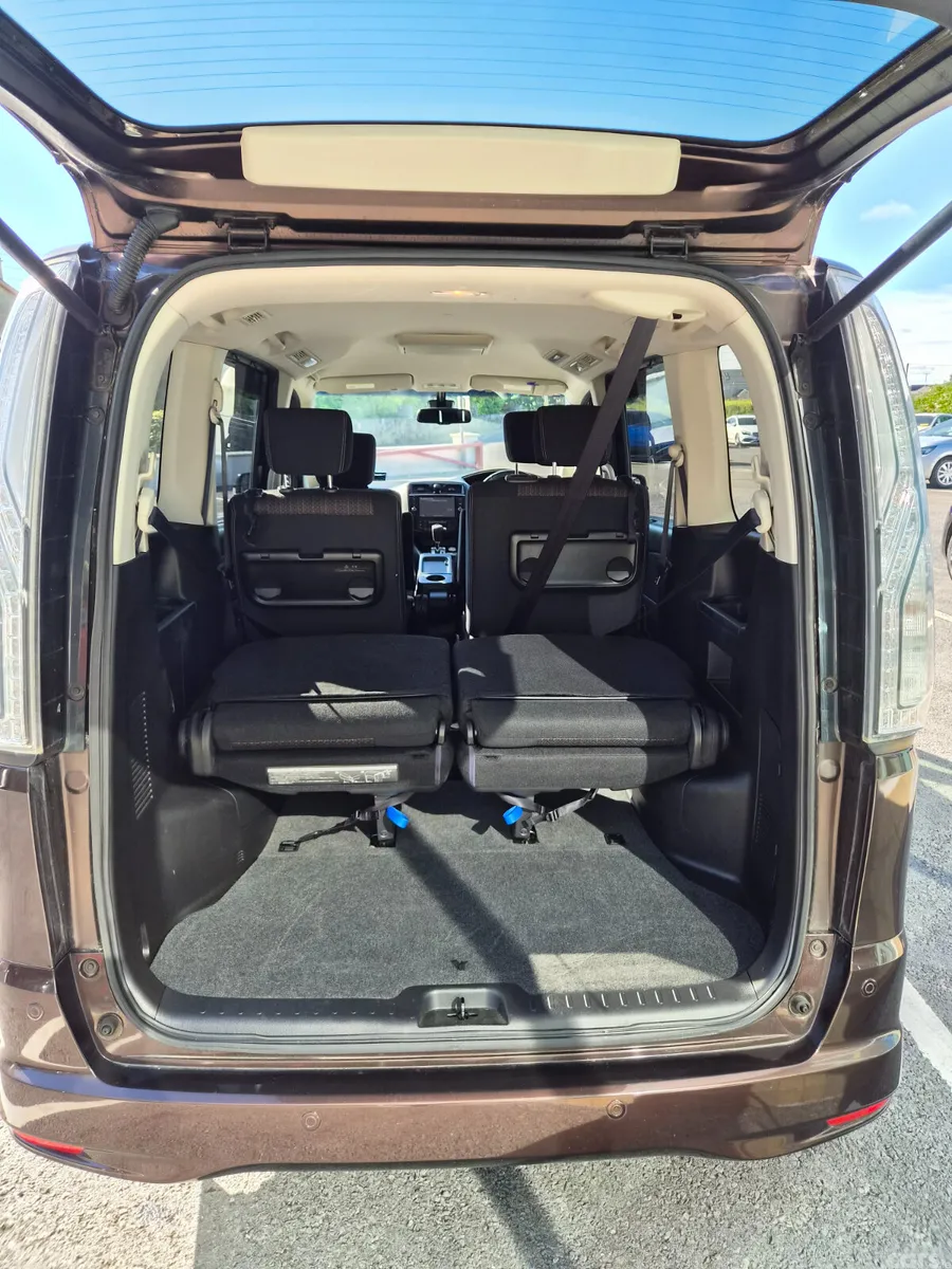 Nissan Serena MPV, Petrol Hybrid, 2015, Brown