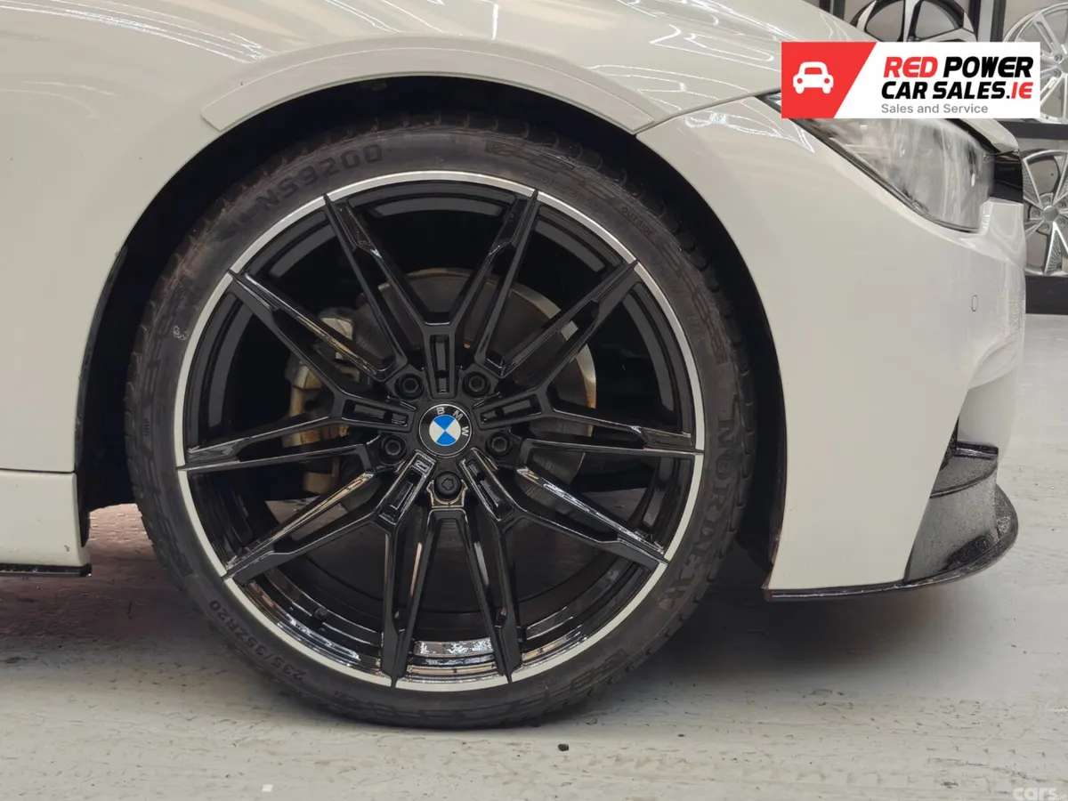 BMW 3-Series Hatchback, Diesel, 2017, White