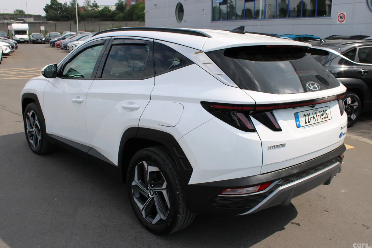 Hyundai Tucson SUV, Petrol Hybrid, 2022, White