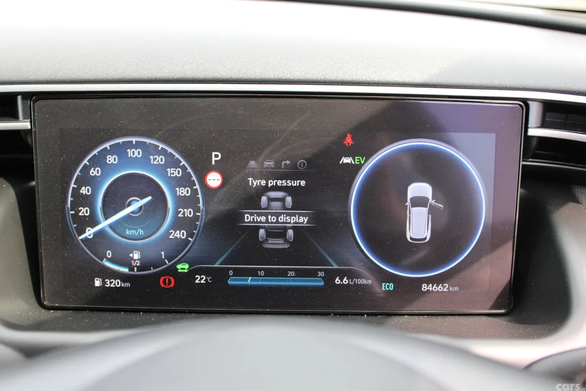 Hyundai Tucson SUV, Petrol Hybrid, 2022, White