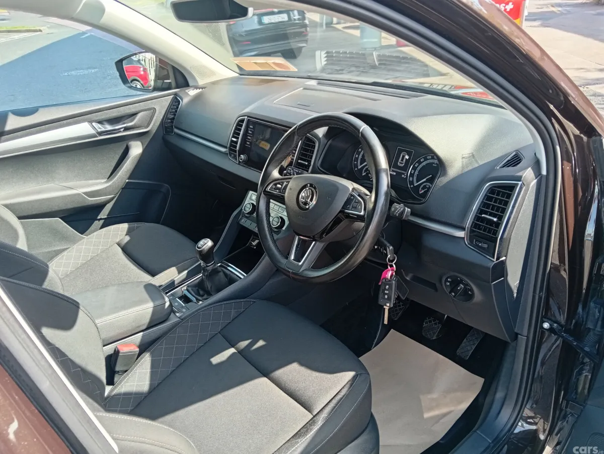 Skoda Karoq SUV, Diesel, 2018, Brown