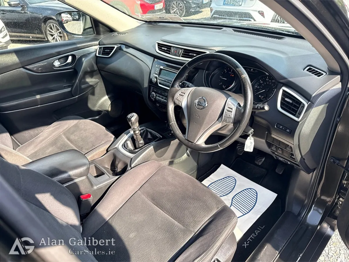 Nissan X-Trail Estate, Diesel, 2017, Green
