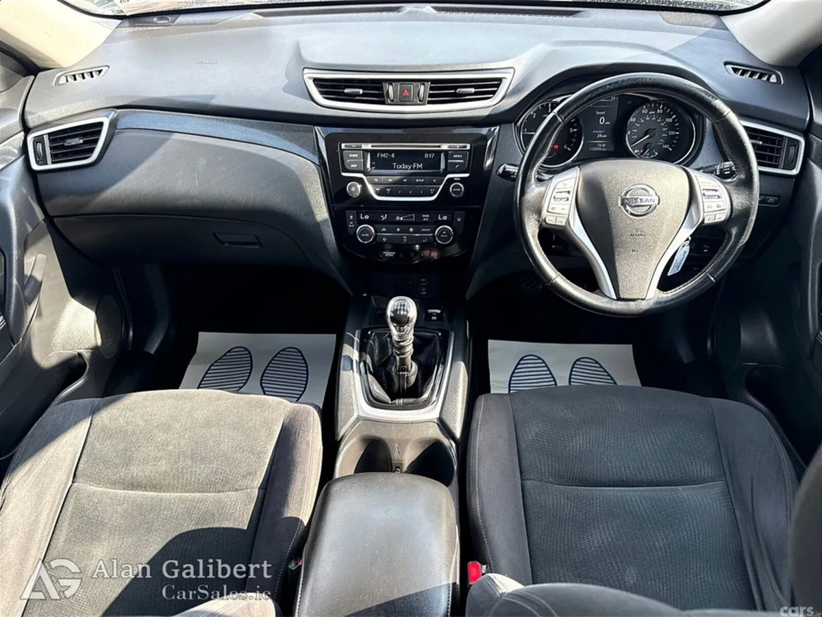 Nissan X-Trail Estate, Diesel, 2017, Green