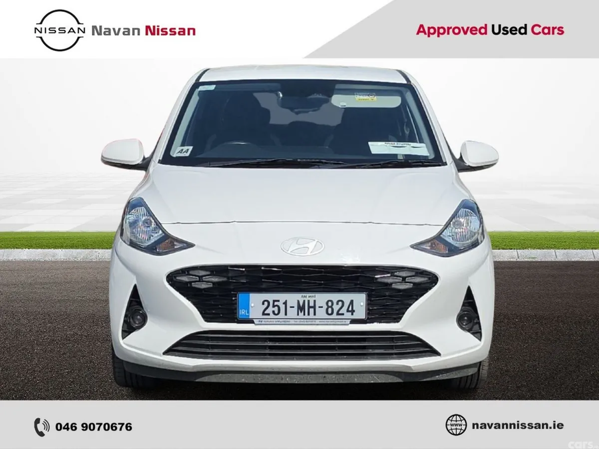 Hyundai i10 Hatchback, Petrol, 2025, White