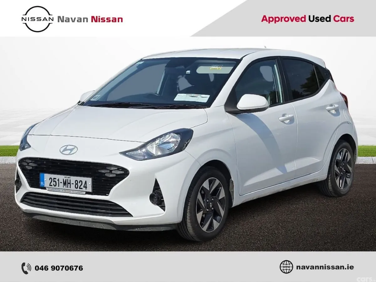 Hyundai i10 Hatchback, Petrol, 2025, White