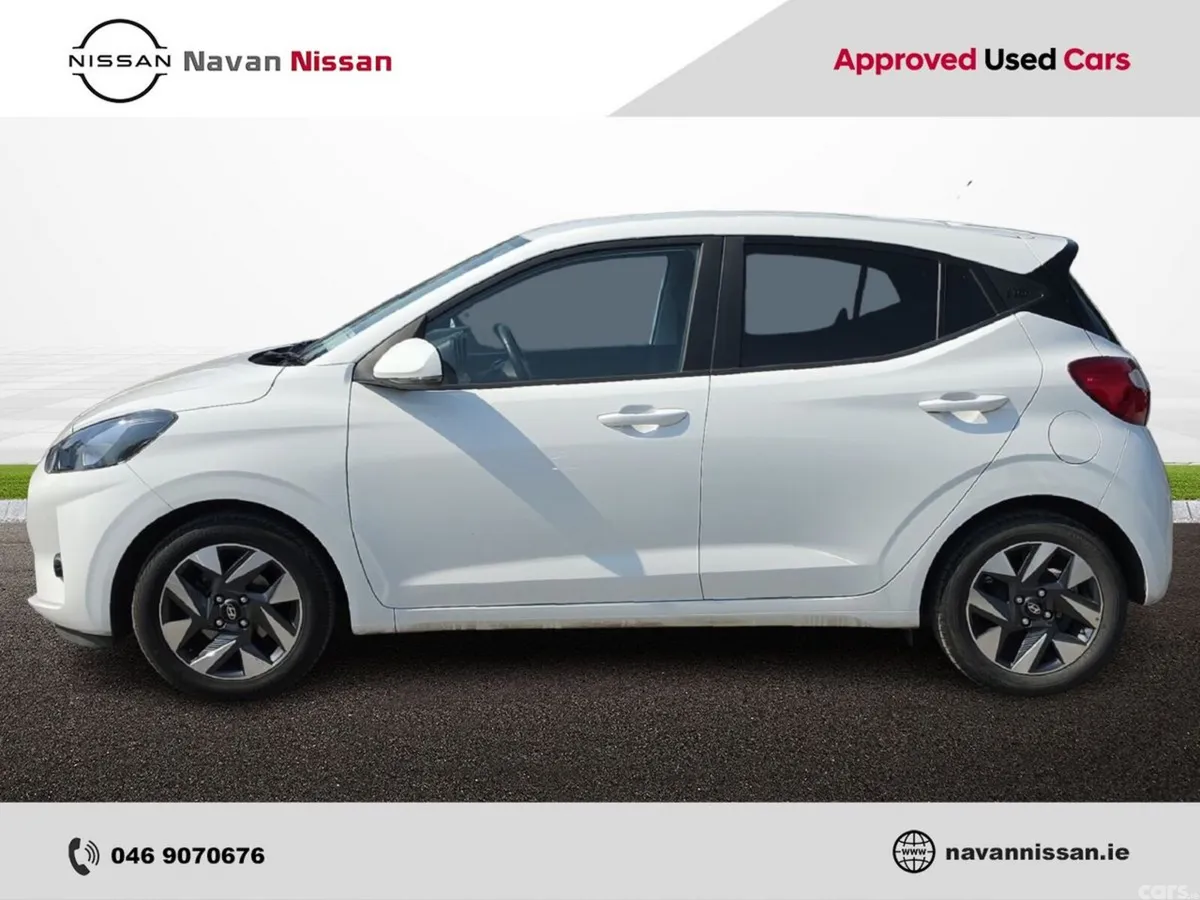 Hyundai i10 Hatchback, Petrol, 2025, White
