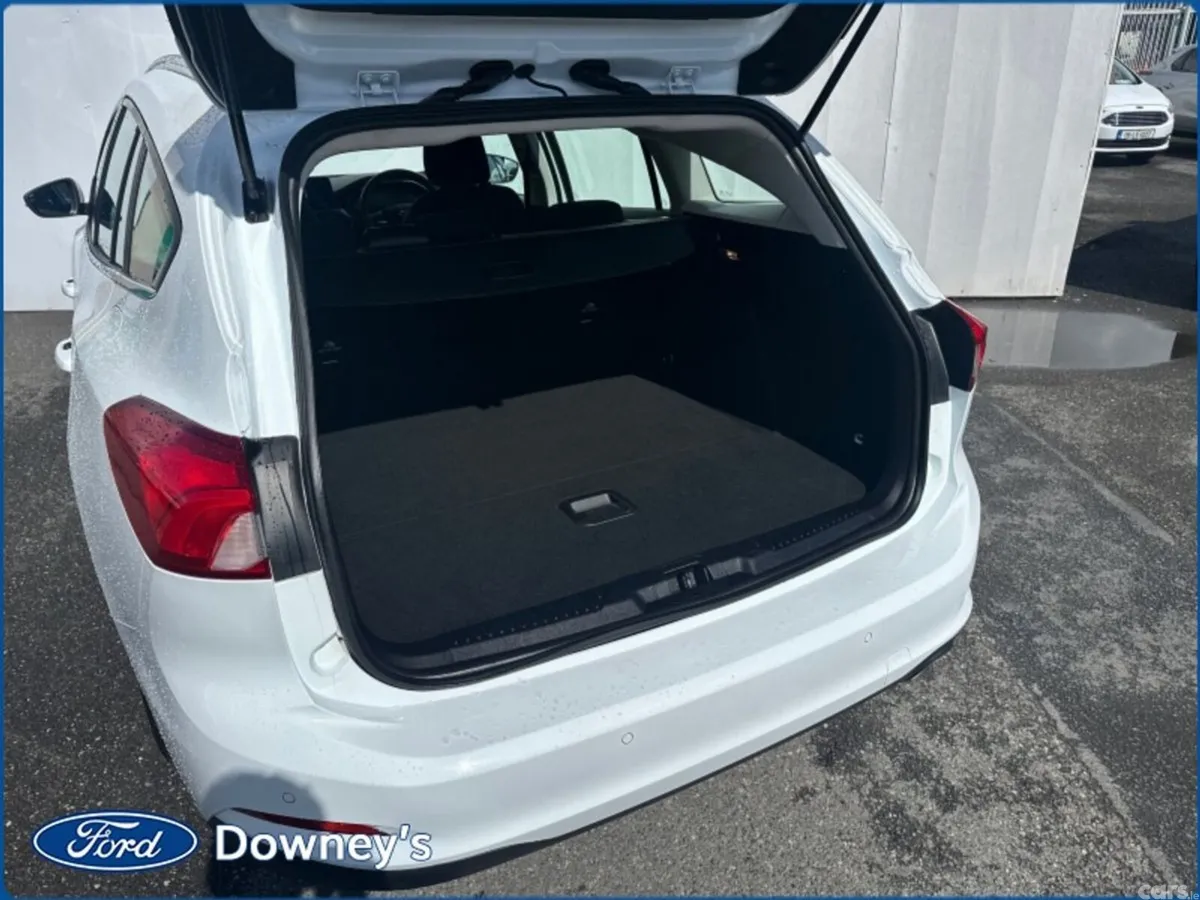 Ford Focus Estate, Diesel, 2021, White