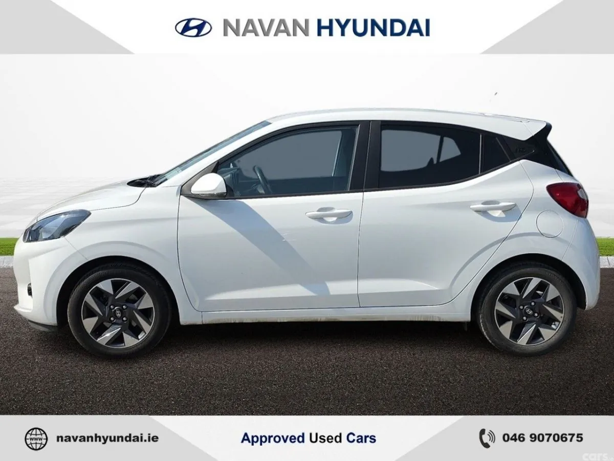 Hyundai i10 Hatchback, Petrol, 2025, White