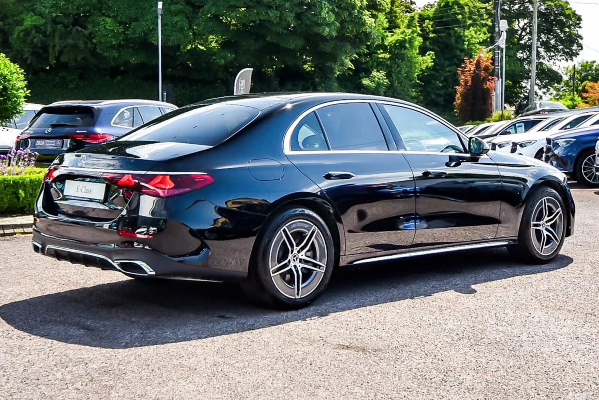 Mercedes-Benz E-Class Saloon, Diesel Plug-in Hybrid, 2026, Black