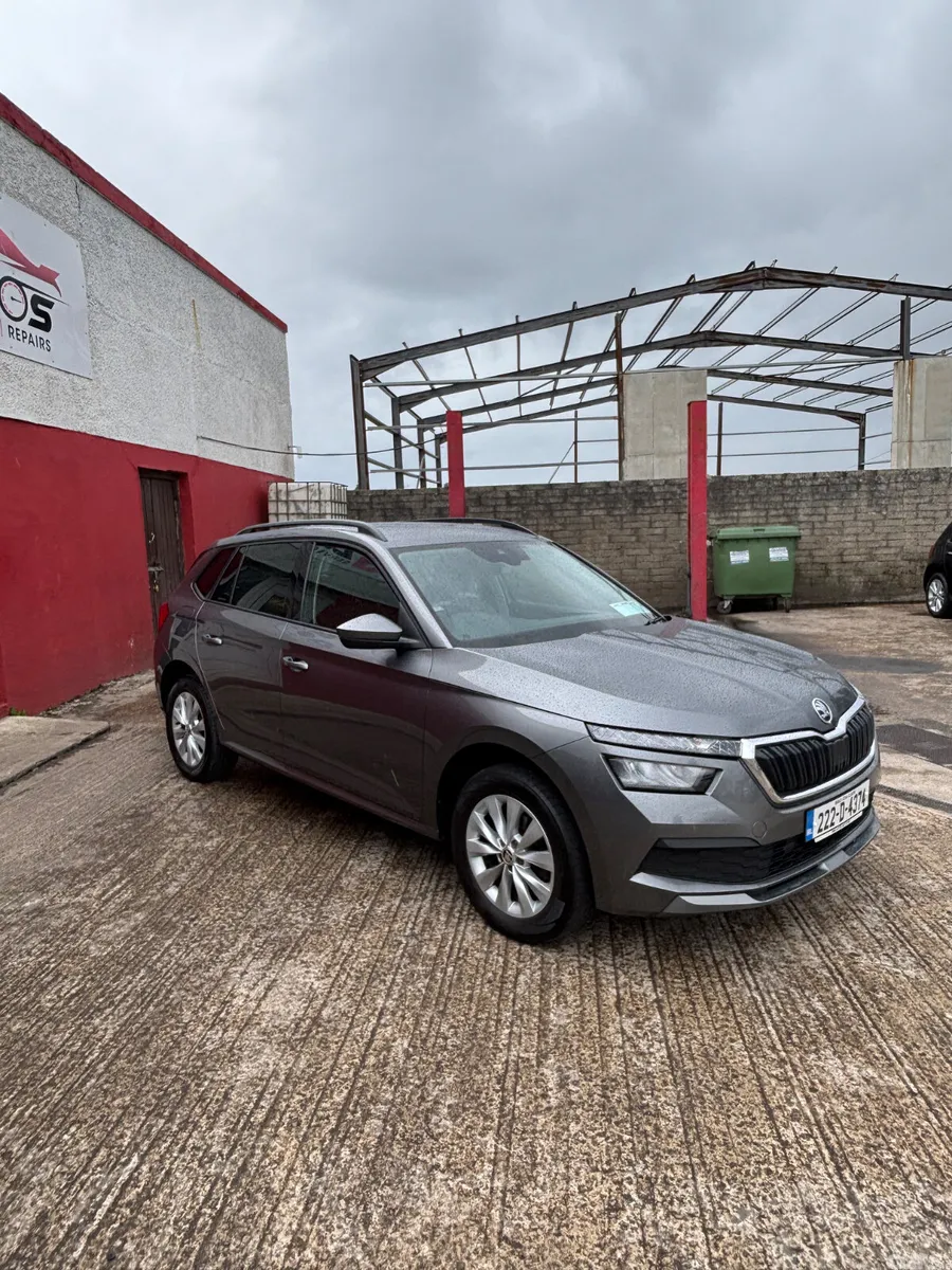 Skoda Kamiq Hatchback, Petrol, 2022, Grey