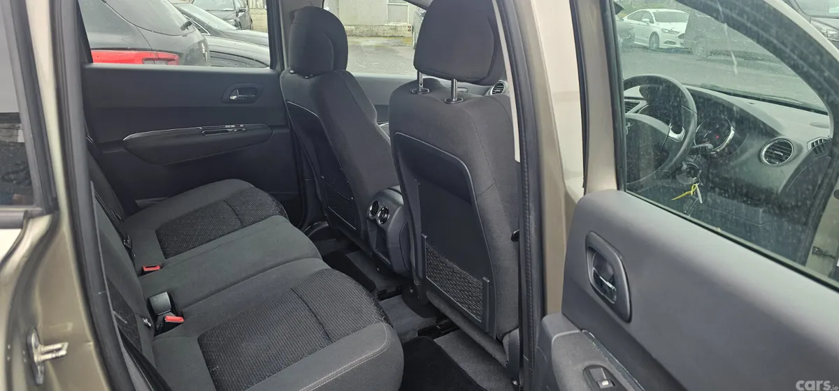 Peugeot 3008 SUV, Diesel, 2017, Grey