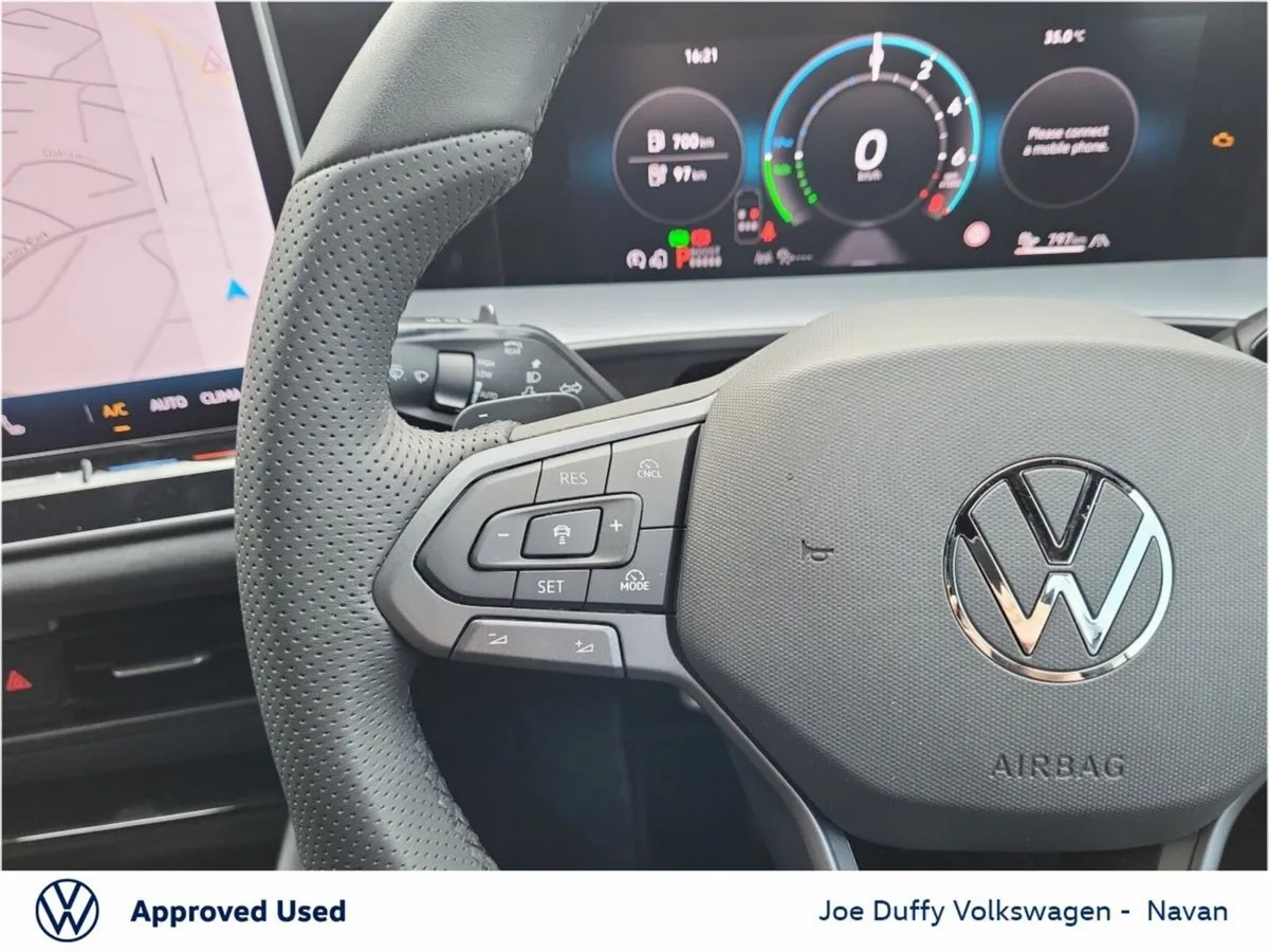 Volkswagen Tayron SUV, Petrol Plug-in Hybrid, 2026, White