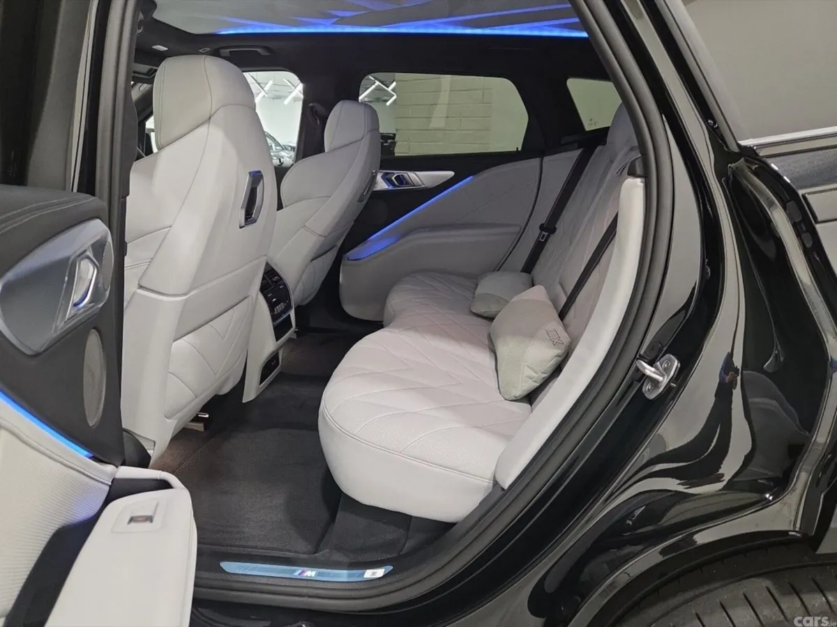 BMW XM SUV, Petrol Plug-in Hybrid, 2026, Black