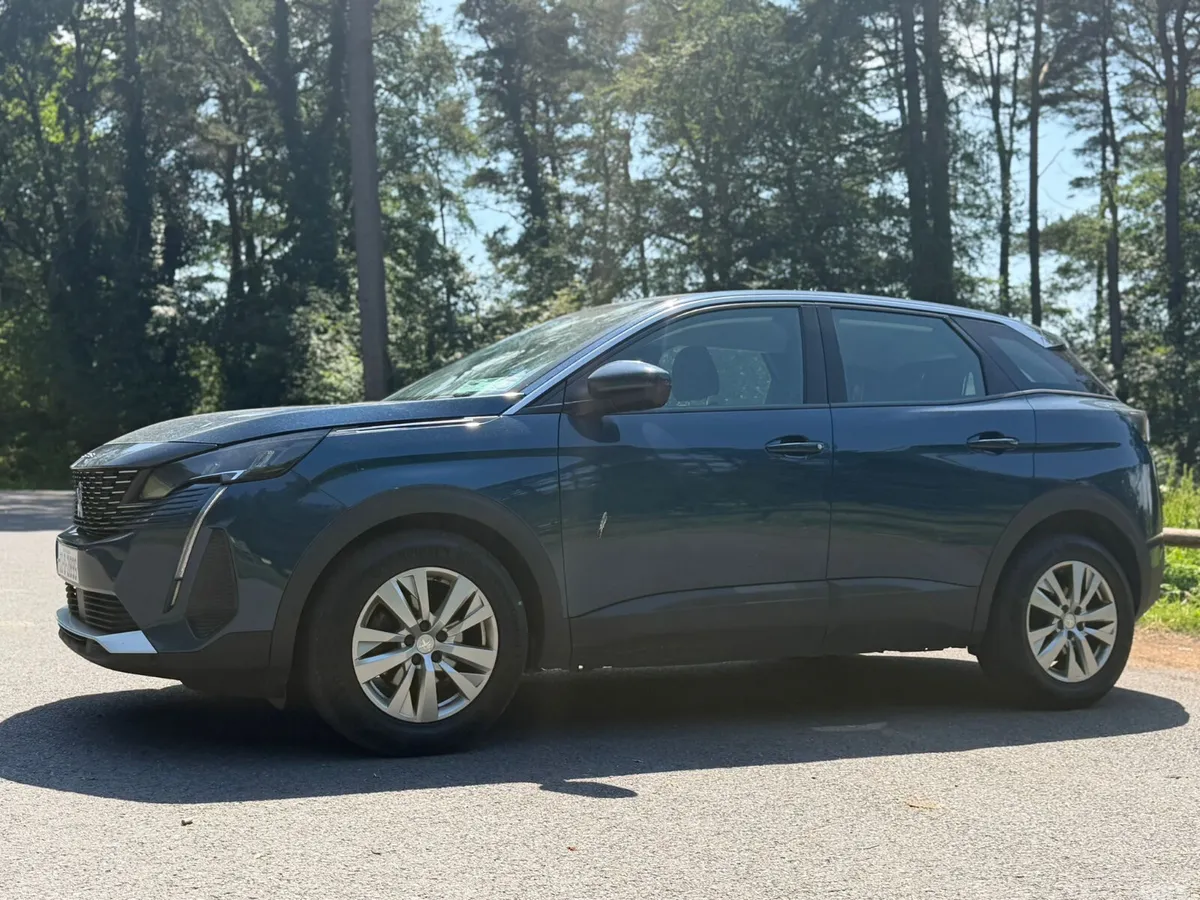 Peugeot 3008 MPV, Diesel, 2021, Blue