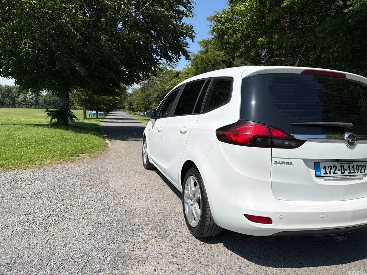 Opel Zafira MPV, Petrol, 2017, White