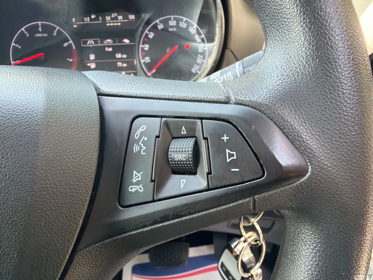 Opel Zafira MPV, Petrol, 2017, White