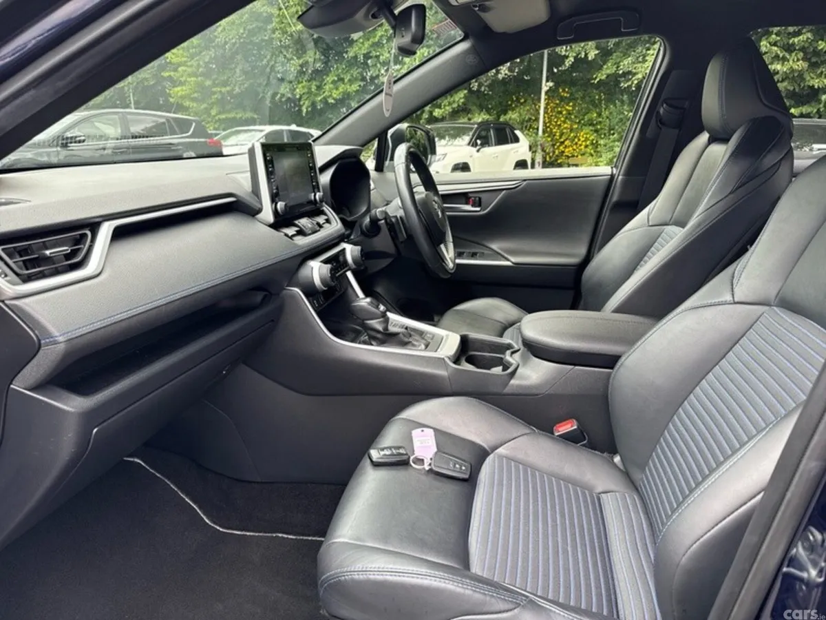 Toyota RAV4 SUV, Petrol Hybrid, 2020, Blue