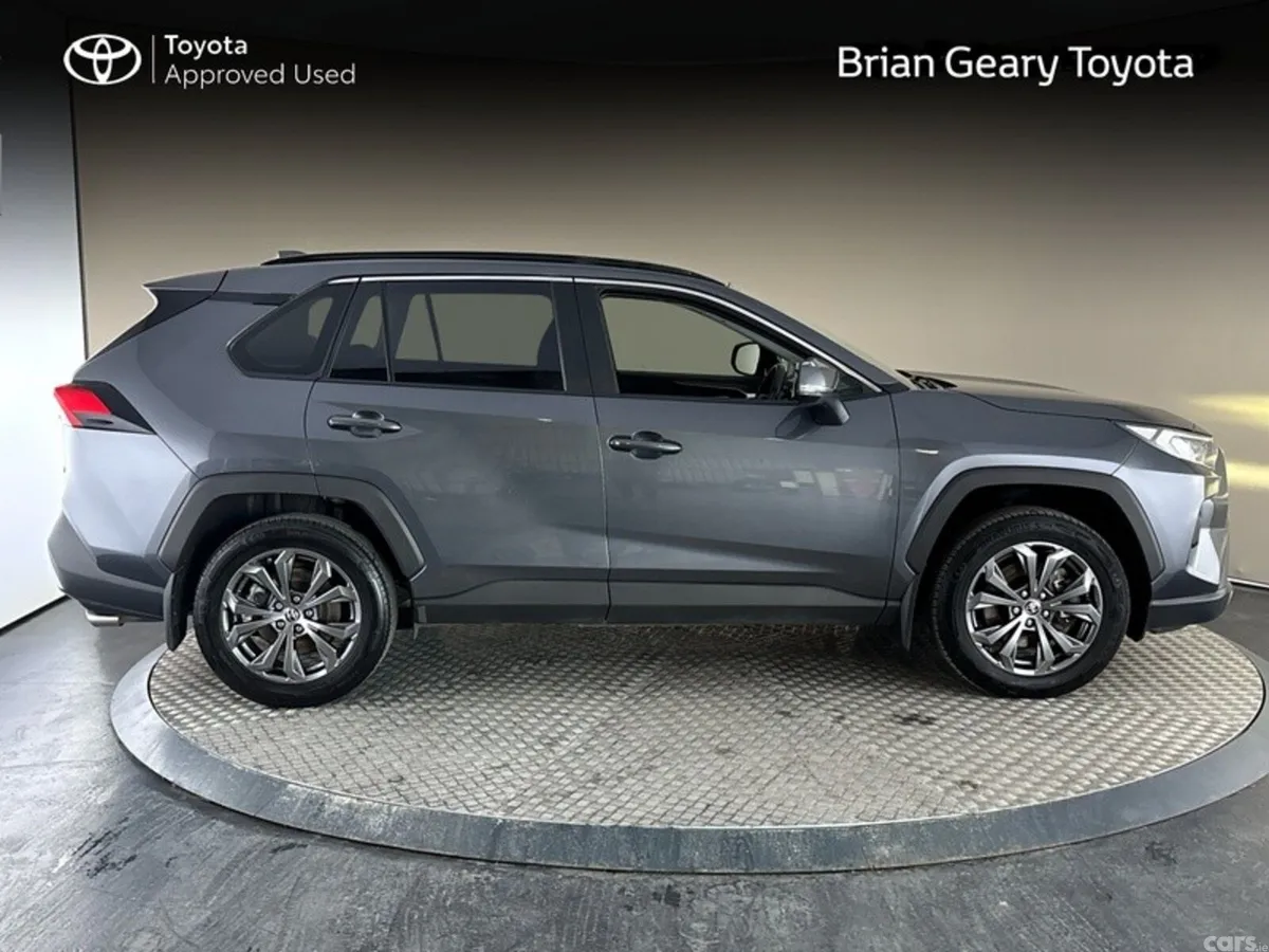 Toyota RAV4 SUV, Petrol Hybrid, 2022, Grey