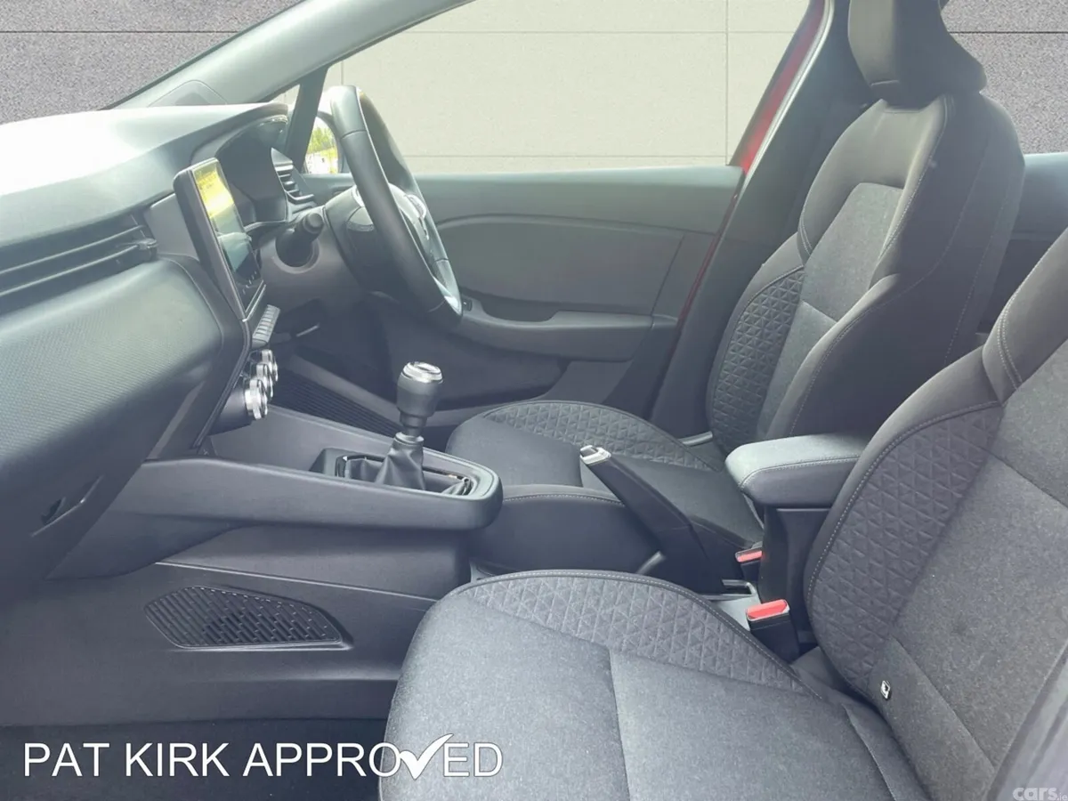Renault Clio Hatchback, Petrol, 2023, Red