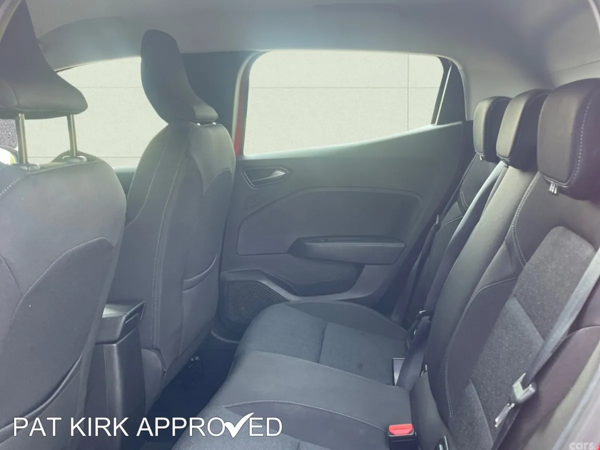 Renault Clio Hatchback, Petrol, 2023, Red