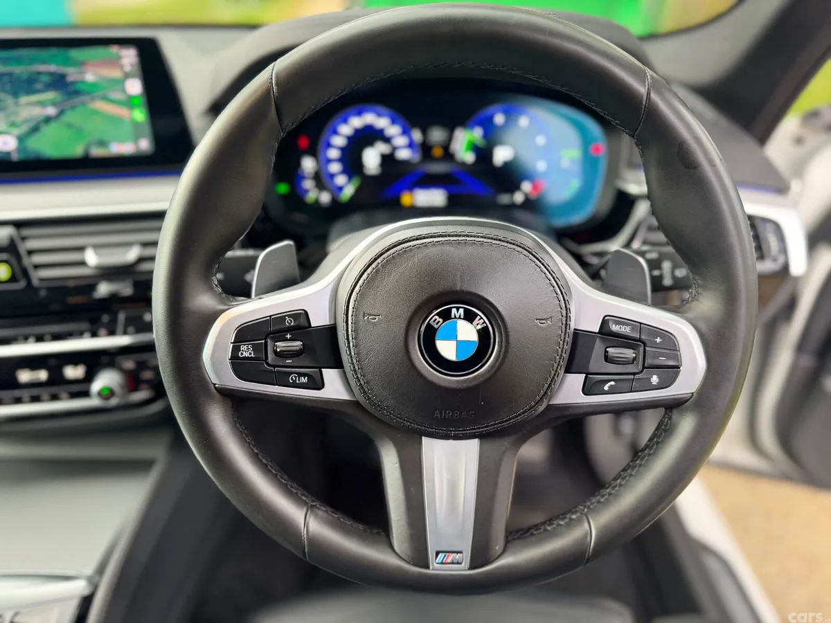 BMW 5-Series Estate, Diesel, 2019, White