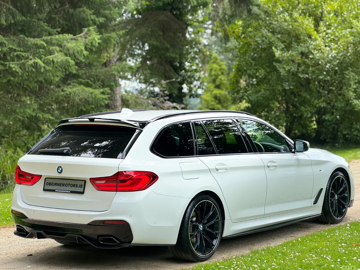 BMW 5-Series Estate, Diesel, 2019, White