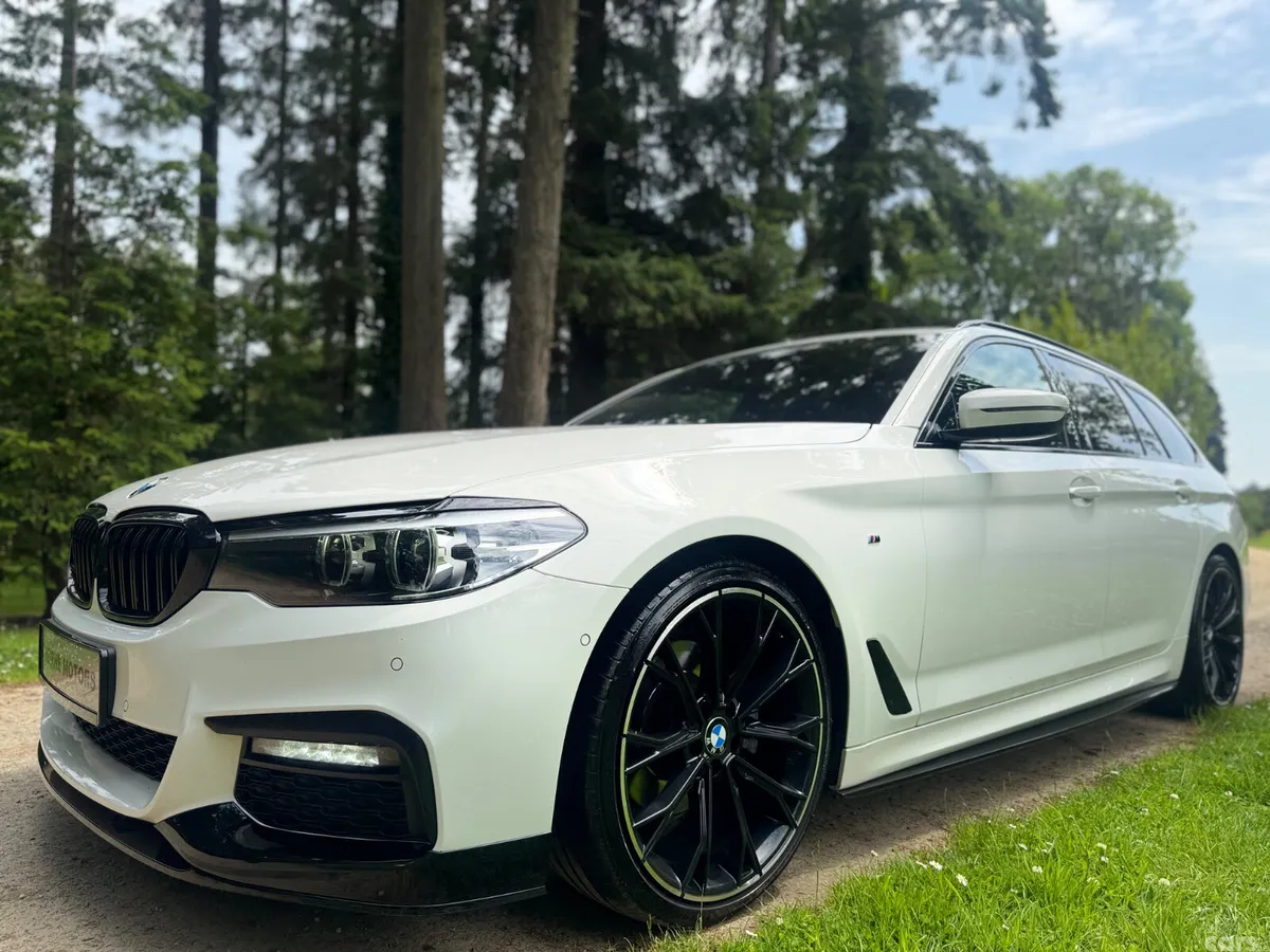 BMW 5-Series Estate, Diesel, 2019, White