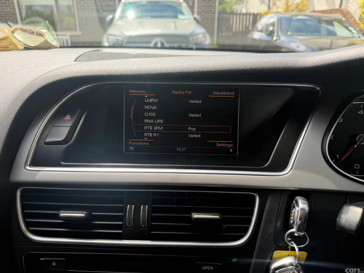 Audi A4 Saloon, Diesel, 2015, Blue