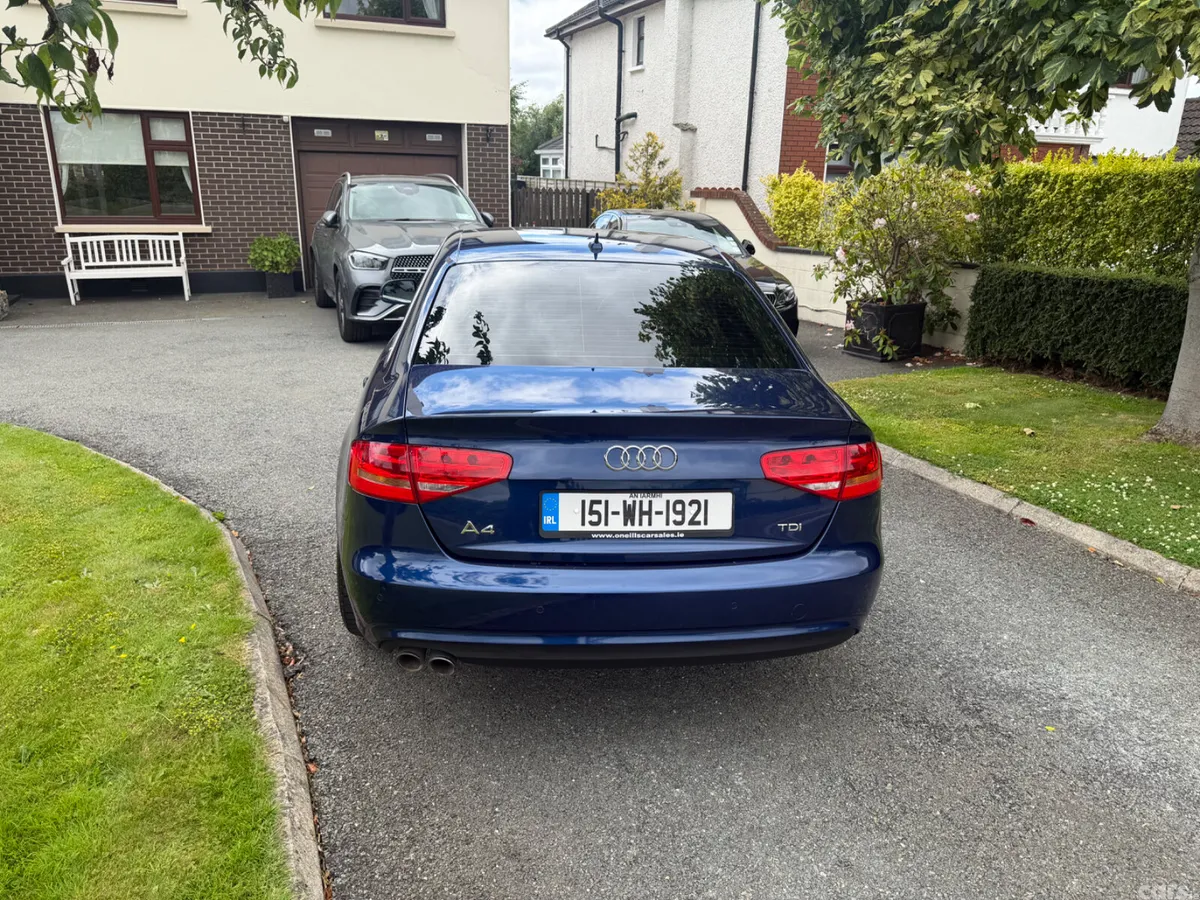 Audi A4 Saloon, Diesel, 2015, Blue