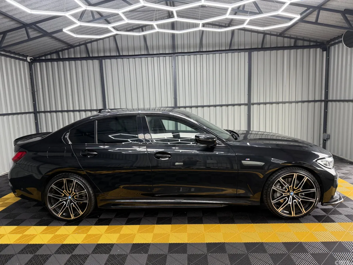 BMW 3-Series Saloon, Petrol Plug-in Hybrid, 2021, Black