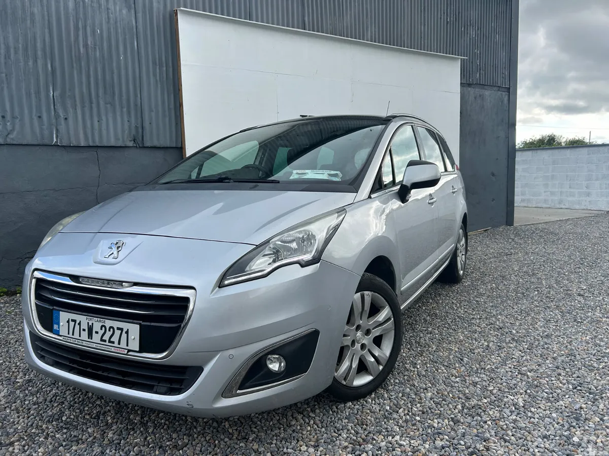 Peugeot 5008 MPV, Diesel, 2017, Grey
