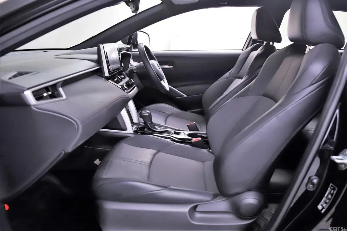 Toyota Corolla Cross SUV, Petrol Hybrid, 2023, Black